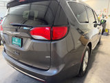 Used 2019 Chrysler Pacifica Touring-L image 6