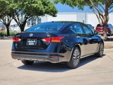 Used 2023 Nissan Altima 2.5 SV image 4