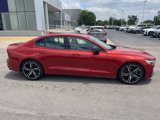 Used 2019 Volvo S60 T5 R-Design image 4