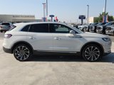 Used 2021 Lincoln Nautilus Reserve w/ Equipment Group 202A image 5