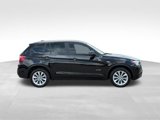 Used 2017 BMW X3 xDrive28i image 6