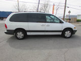 Used 2000 Dodge Grand Caravan SE image 3