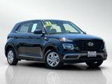 Certified 2021 Hyundai Venue SE image 2