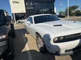 Used 2015 Dodge Challenger SXT image 4