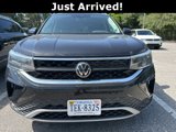 Used 2024 Volkswagen Taos SE image 4