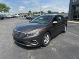 Used 2016 Hyundai Sonata SE image 2