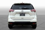 Used 2016 Nissan Rogue SV w/ SV Premium Package image 4