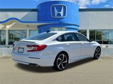 Used 2022 Honda Accord Sport image 2