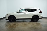 Used 2018 Nissan Rogue SV w/ Premium Package image 4