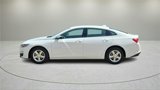Used 2023 Chevrolet Malibu LT image 4