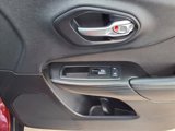 Used 2014 Jeep Cherokee Latitude w/ Trailer Tow Group image 4