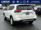Used 2017 Nissan Rogue SV image 4