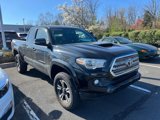 Used 2016 Toyota Tacoma 4x4 Access Cab image 2