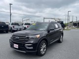Certified 2022 Ford Explorer XLT w/ Equipment Group 202A image 3