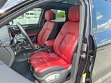 Used 2024 Porsche Macan image 5