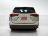 Used 2022 Toyota Highlander XLE image 4