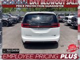 New 2025 Chrysler Pacifica Limited image 6