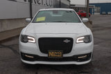 Used 2023 Chrysler 300 C image 2