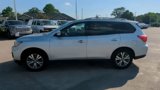 Used 2018 Nissan Pathfinder SL image 5