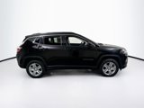 Used 2022 Jeep Compass Latitude image 4