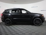 Used 2017 Jeep Grand Cherokee Altitude image 4