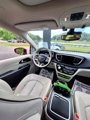 Used 2017 Chrysler Pacifica Limited w/ UConnect Theater Package image 5