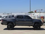Used 2010 Toyota Tacoma 4x4 Double Cab image 3