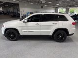Used 2017 Jeep Grand Cherokee Limited w/ Trailer Tow Group IV image 4