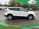 Used 2017 Ford Escape SE image 2