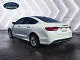 Used 2015 Chrysler 200 Limited w/ Convenience Group image 3