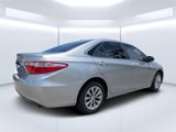 Used 2015 Toyota Camry LE image 3