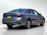 Used 2023 Volkswagen Jetta SE w/ Panoramic Sunroof Package image 4