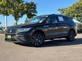 Used 2023 Volkswagen Tiguan SE image 2