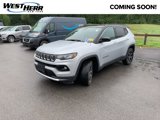 Used 2025 Jeep Compass Limited image 4