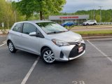 Used 2016 Toyota Yaris LE image 2