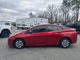 Used 2017 Toyota Prius Four image 2