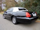 Used 2002 Lincoln Town Car Cartier image 3