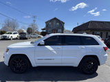 Used 2022 Jeep Grand Cherokee Laredo X image 3