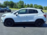 Certified 2022 Chevrolet Trax LT w/ Sport Edition image 2