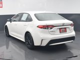 Used 2021 Toyota Corolla LE image 3