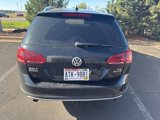 Used 2017 Volkswagen Golf Alltrack S image 2