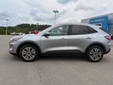Used 2022 Ford Escape SEL image 2