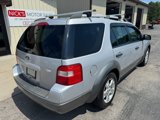 Used 2005 Ford Freestyle SE image 3
