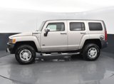 Used 2008 HUMMER H3 w/ Chrome Appearance Package image 4