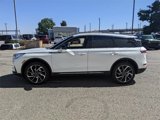 New 2023 Lincoln Corsair Reserve w/ Equipment Group 201A image 4