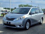 Used 2016 Toyota Sienna XLE Premium image 2