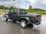 Used 2022 Jeep Gladiator Sport image 6