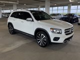Used 2022 Mercedes-Benz GLB 250 image 2