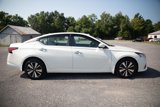 Used 2022 Nissan Altima 2.5 SV image 2