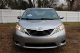 Used 2013 Toyota Sienna LE image 2